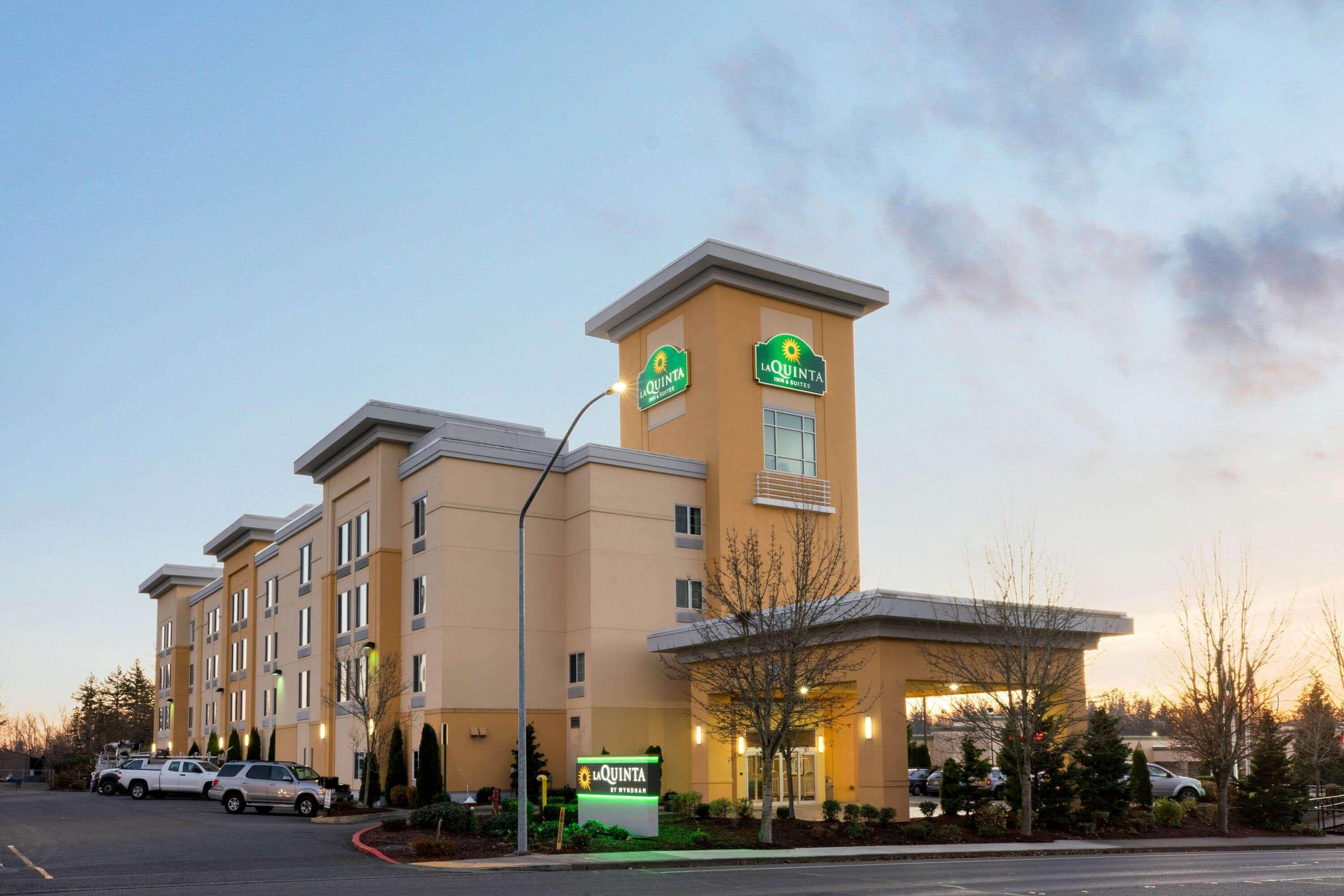 La Quinta By Wyndham Bellingham Hotel Exterior photo